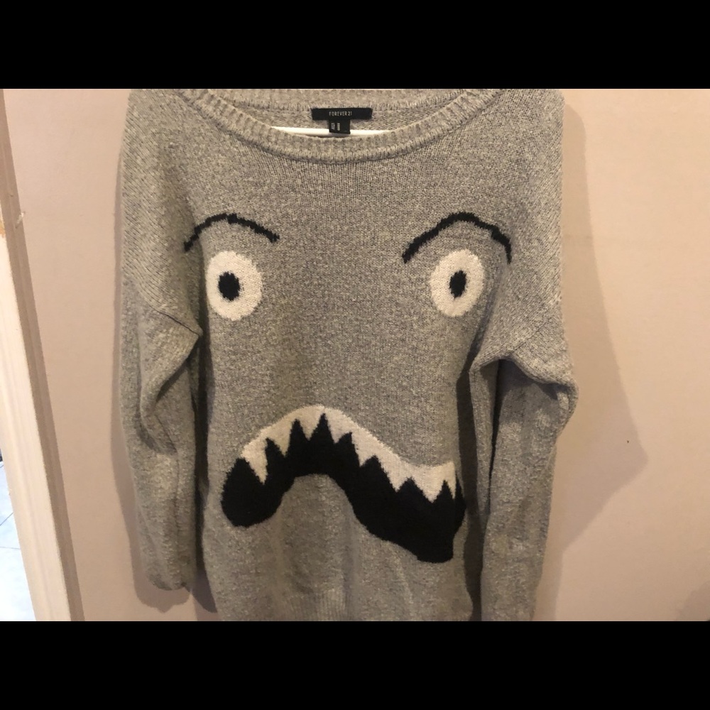 FOREVER 21 overs sized sweat shirt